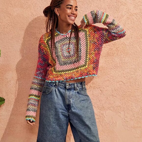 UO Hand-Crocheted Square Hoodie - Picture 3 of 11